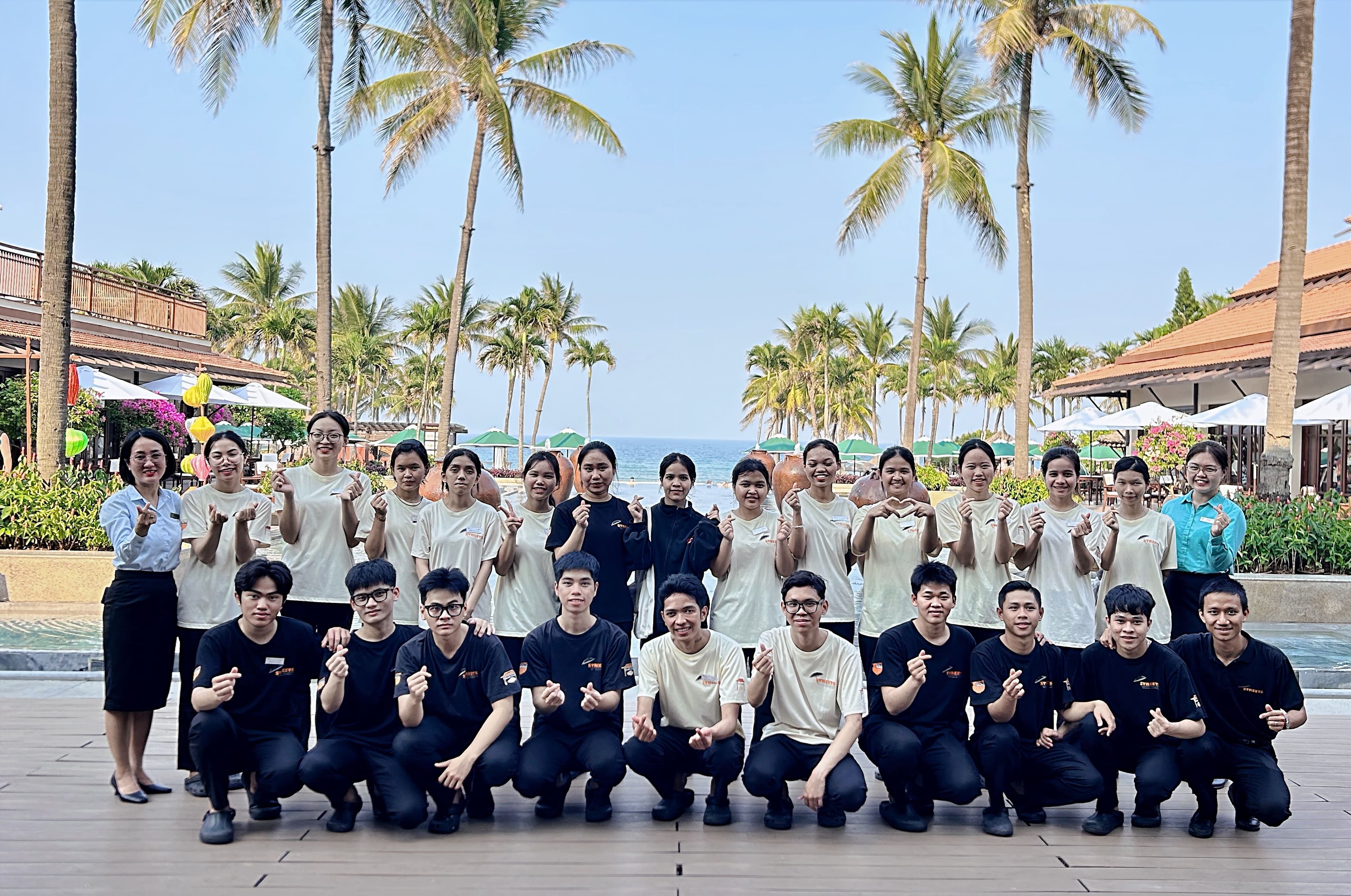 HỌC VIỆN ĐÀO TẠO MẾN KHÁCH IBH TỔ CHỨC CHUYẾN THAM QUAN VÀ HỌC HỎI VỀ NGÀNH DỊCH VỤ MẾN KHÁCH CHO CÁC HỌC VIÊN STREETS INTERNATIONAL