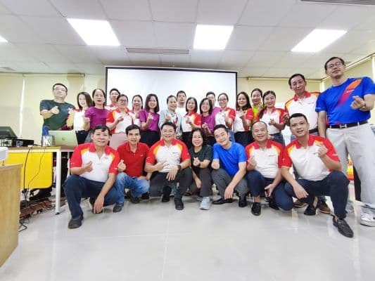 CHUYÊN ĐỀ “DỊCH VỤ MẾN KHÁCH” TIẾP TỤC ĐƯỢC TRIỂN KHAI CHO CÁC HỌC VIÊN CAO HỌC DO VIỆN NGÂN HÀNG – TÀI CHÍNH VÀ CÔNG NGHỆ CAO VICTORIA TỔ CHỨC TẠI HÀ NỘI